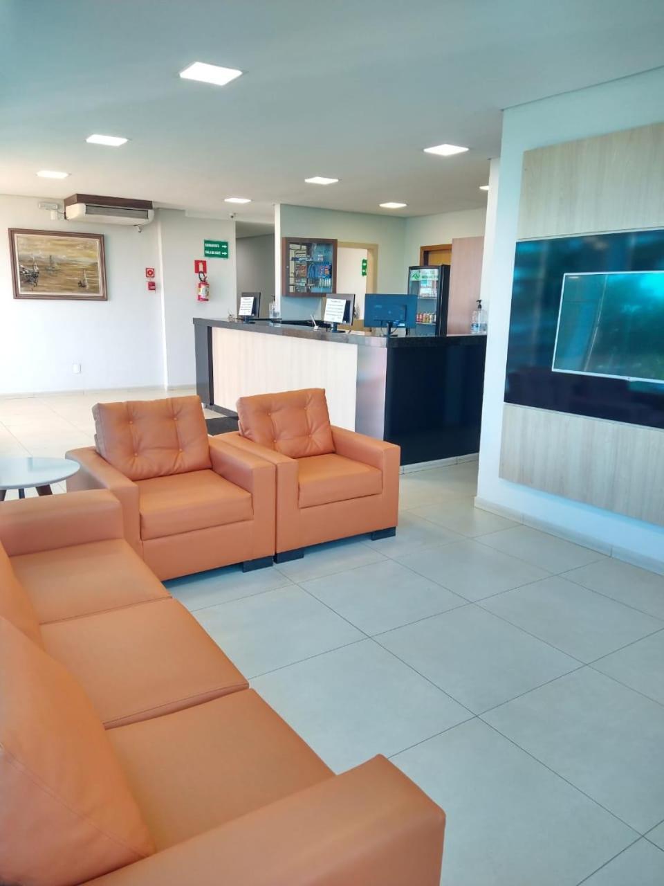Hotel Rota Do Sol Patrocinio Exterior photo