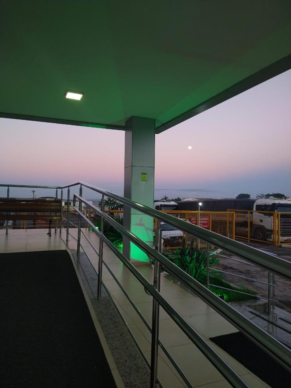 Hotel Rota Do Sol Patrocinio Exterior photo