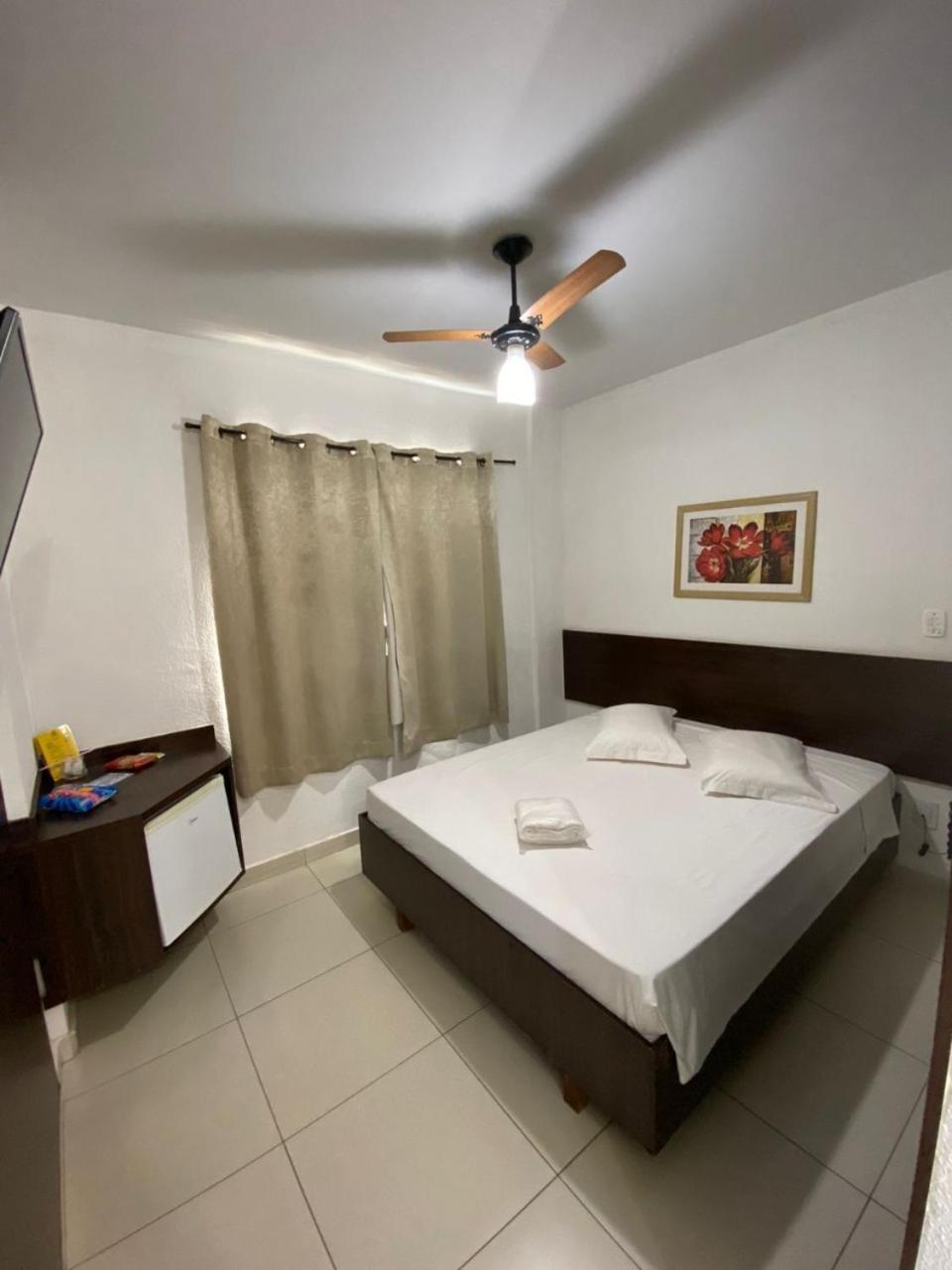 Hotel Rota Do Sol Patrocinio Exterior photo