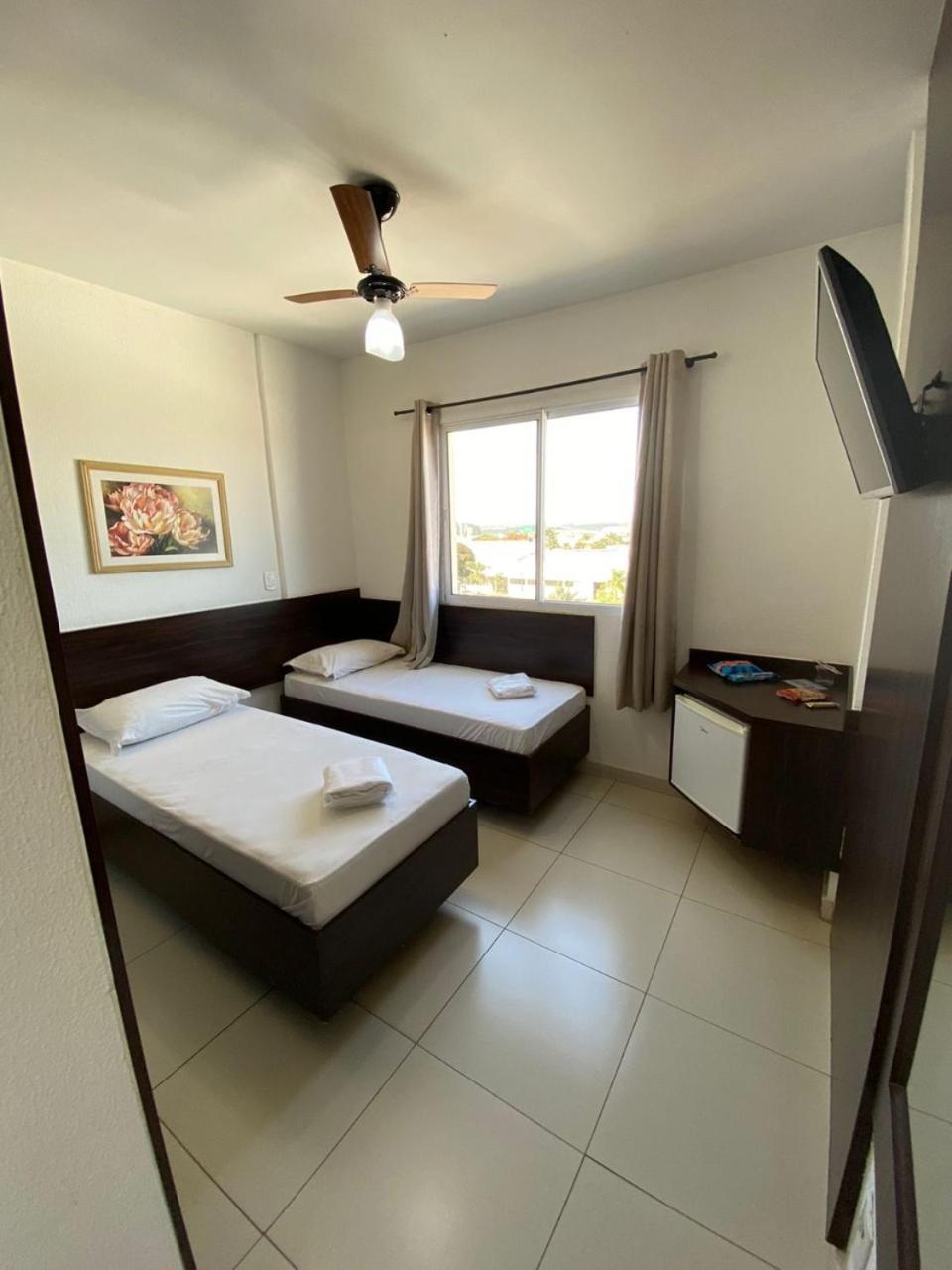 Hotel Rota Do Sol Patrocinio Exterior photo